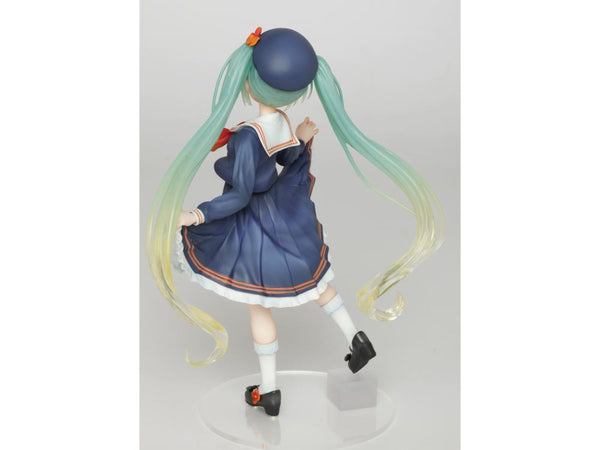 PRE-ORDER Vocaloid Hatsune Miku (3rd Season Autumn Ver.) Figure