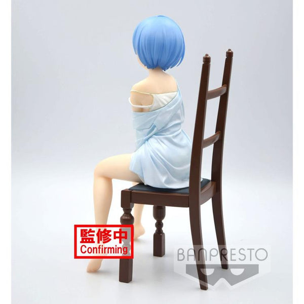 Re:Zero Starting Life in Another World Rem Relax Time Figure